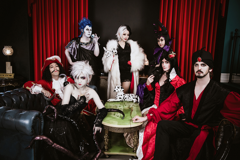 Illustration for article titled Disney Villains Get Together For Some Evil Scheming